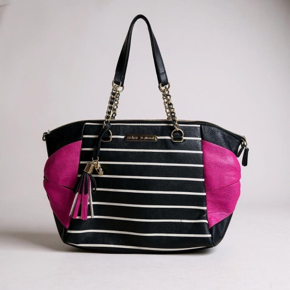 #72 - Vintage Betsey Johnson Purse
